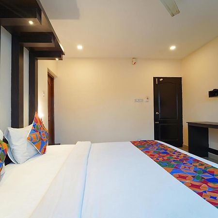 Zion Plaza Hotel Nedumbassery Ngoại thất bức ảnh