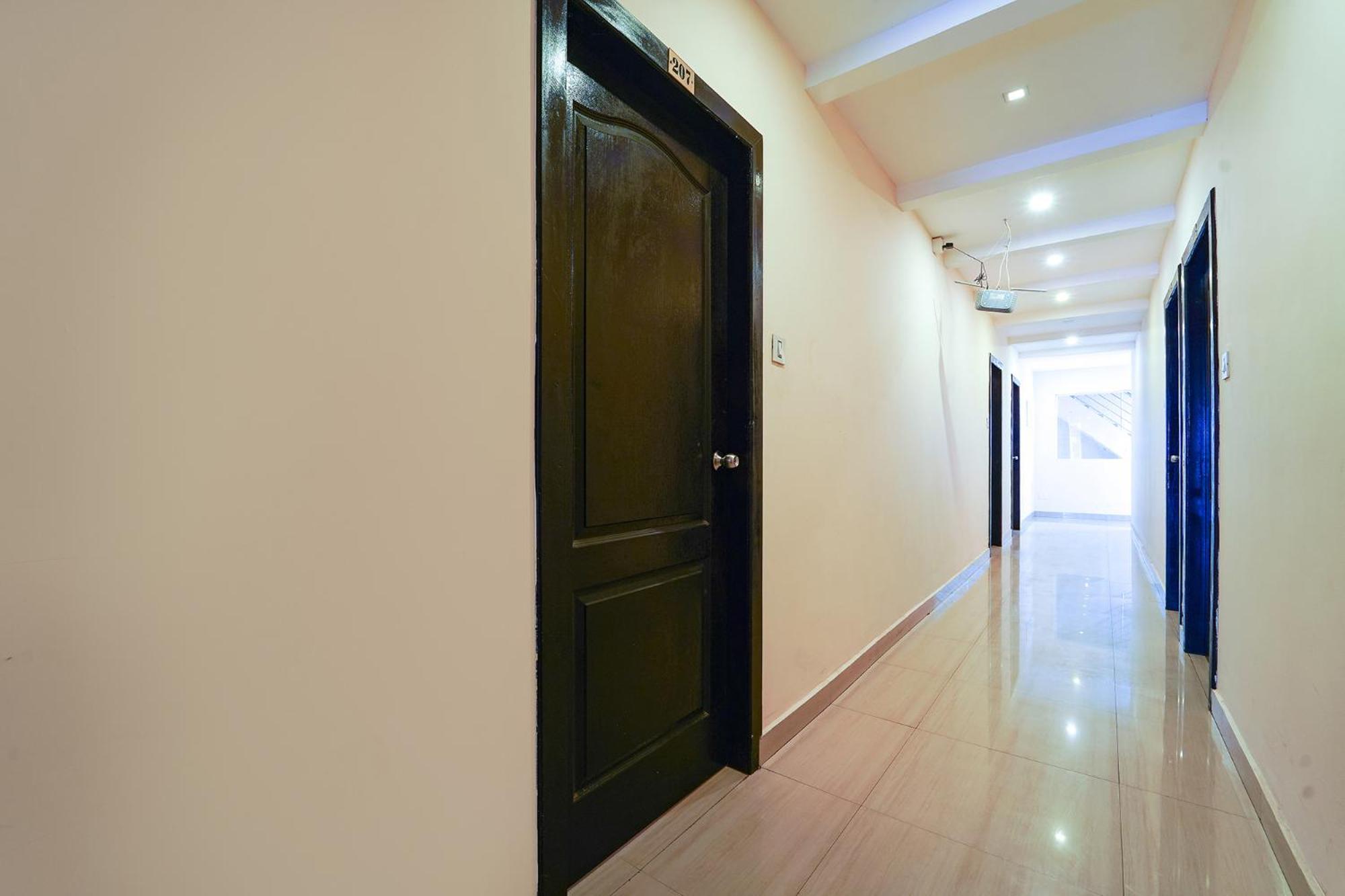 Zion Plaza Hotel Nedumbassery Ngoại thất bức ảnh