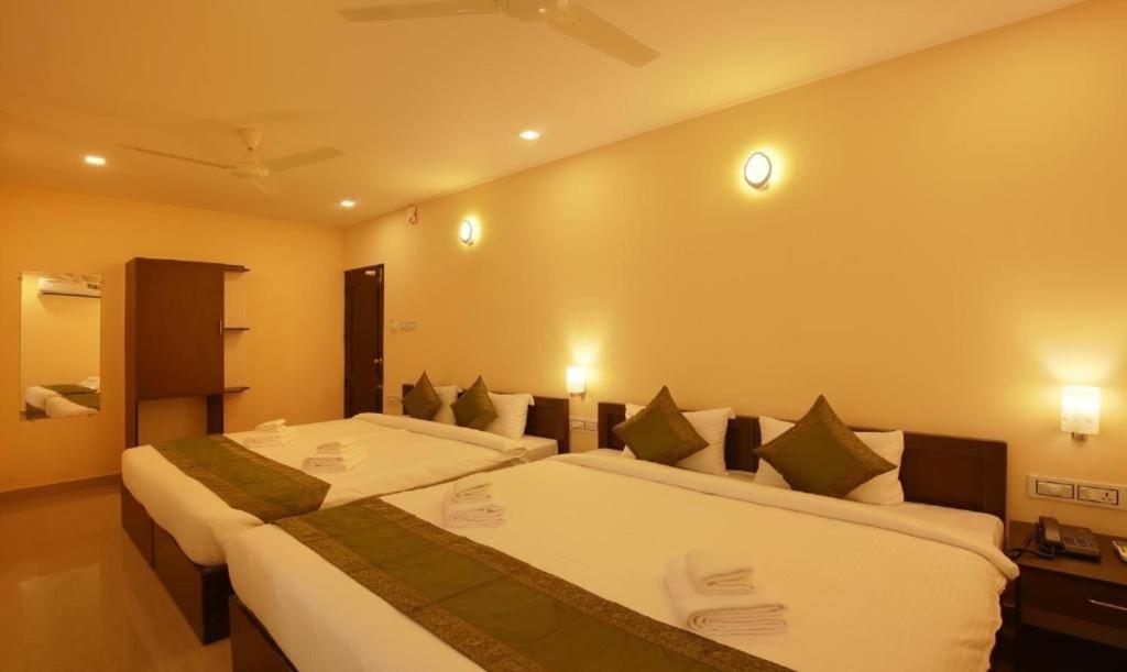 Zion Plaza Hotel Nedumbassery Ngoại thất bức ảnh